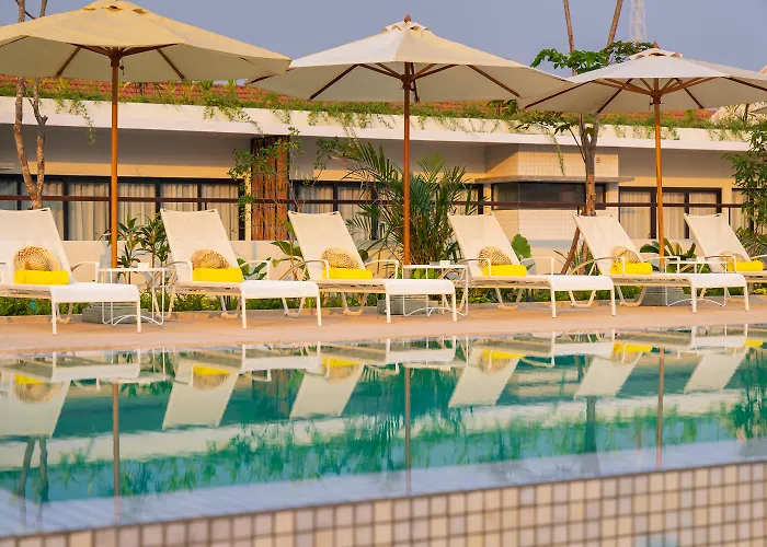 The Aviary Hotel 4*