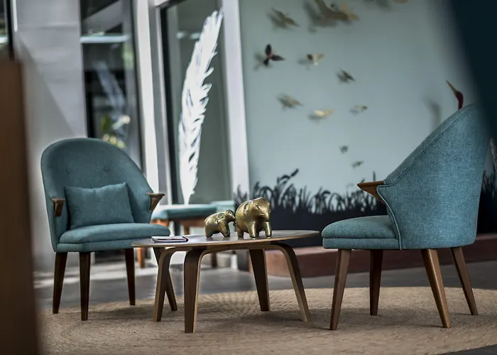 The Aviary Hotel