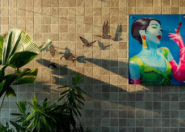 Hotel The Aviary