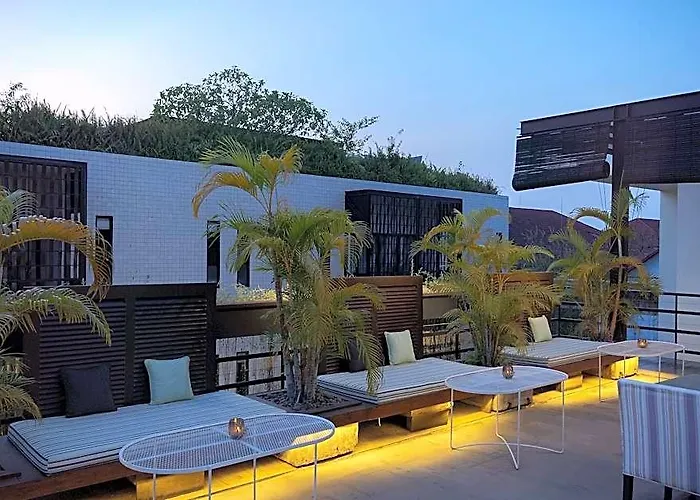 The Aviary Hotel